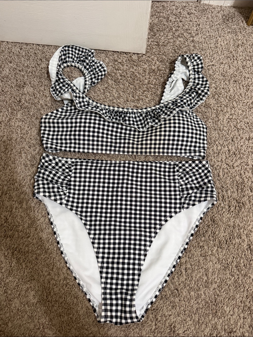Cabana del Sol Black and White Gingham Ruffle Two Piece Bandeau Bikini Large